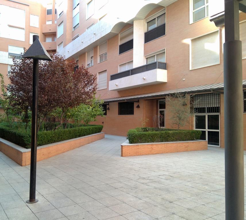 Apartamento Buhaira Sevilla Eksteriør billede
