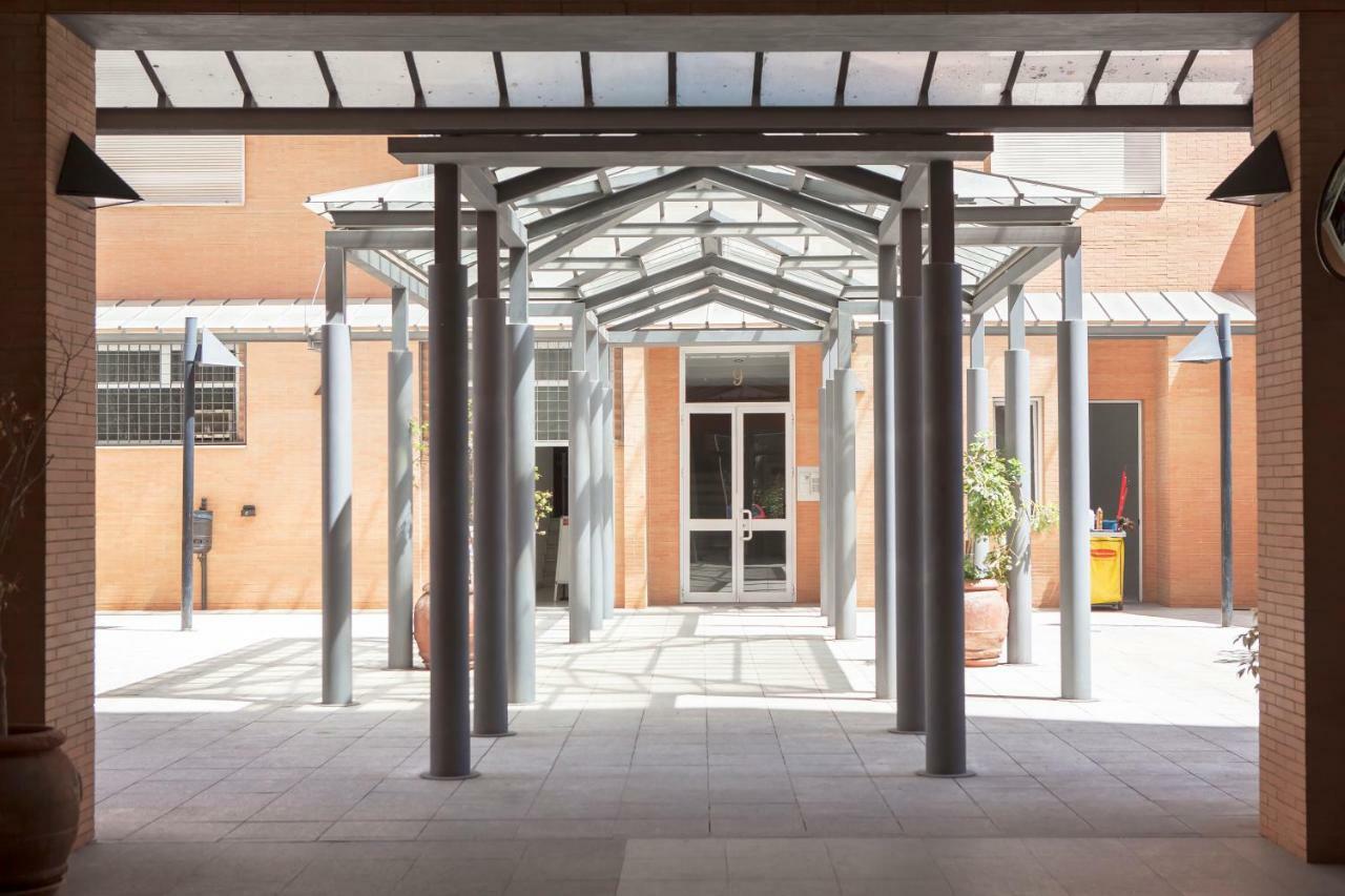 Apartamento Buhaira Sevilla Eksteriør billede