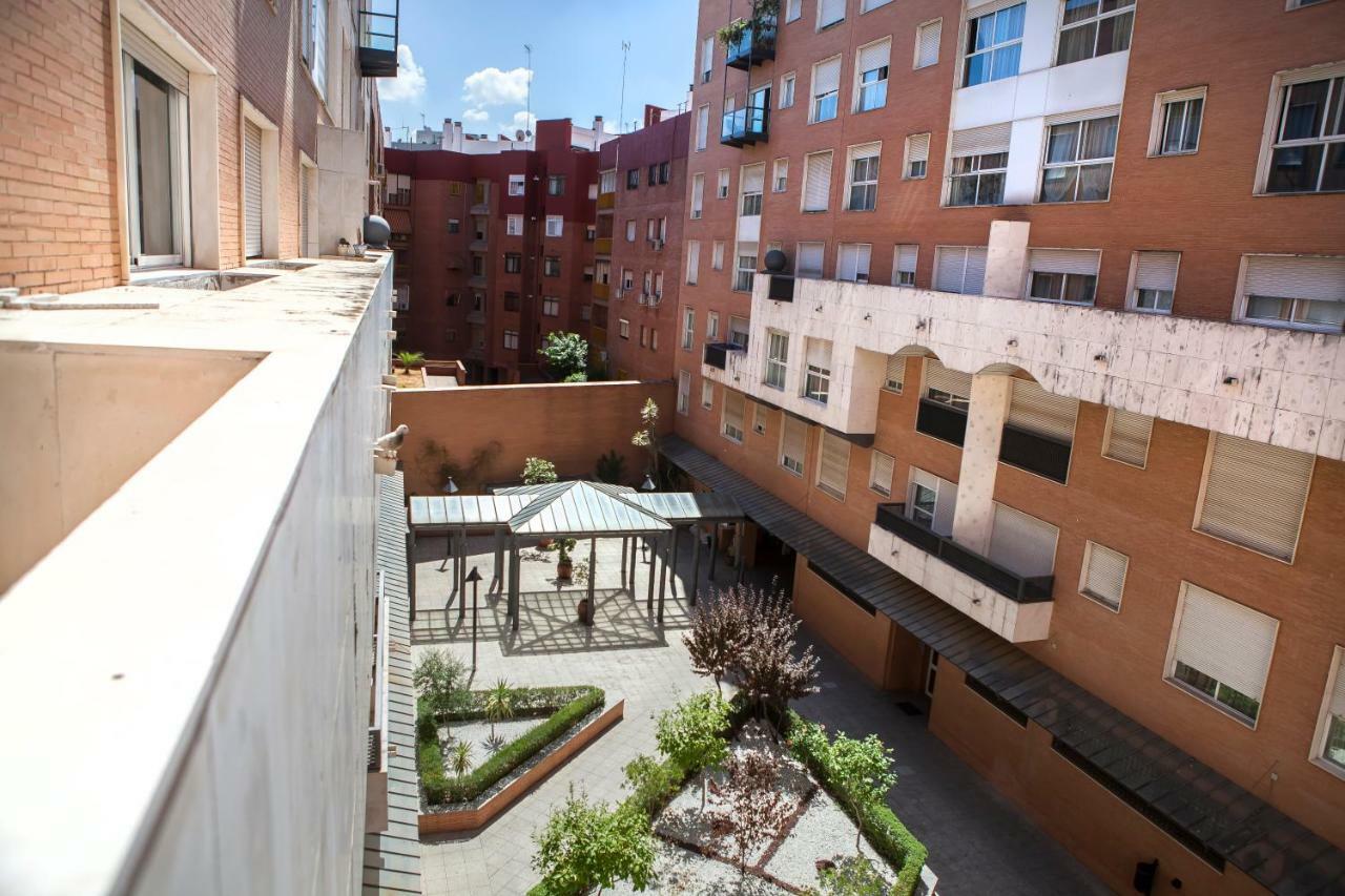 Apartamento Buhaira Sevilla Eksteriør billede